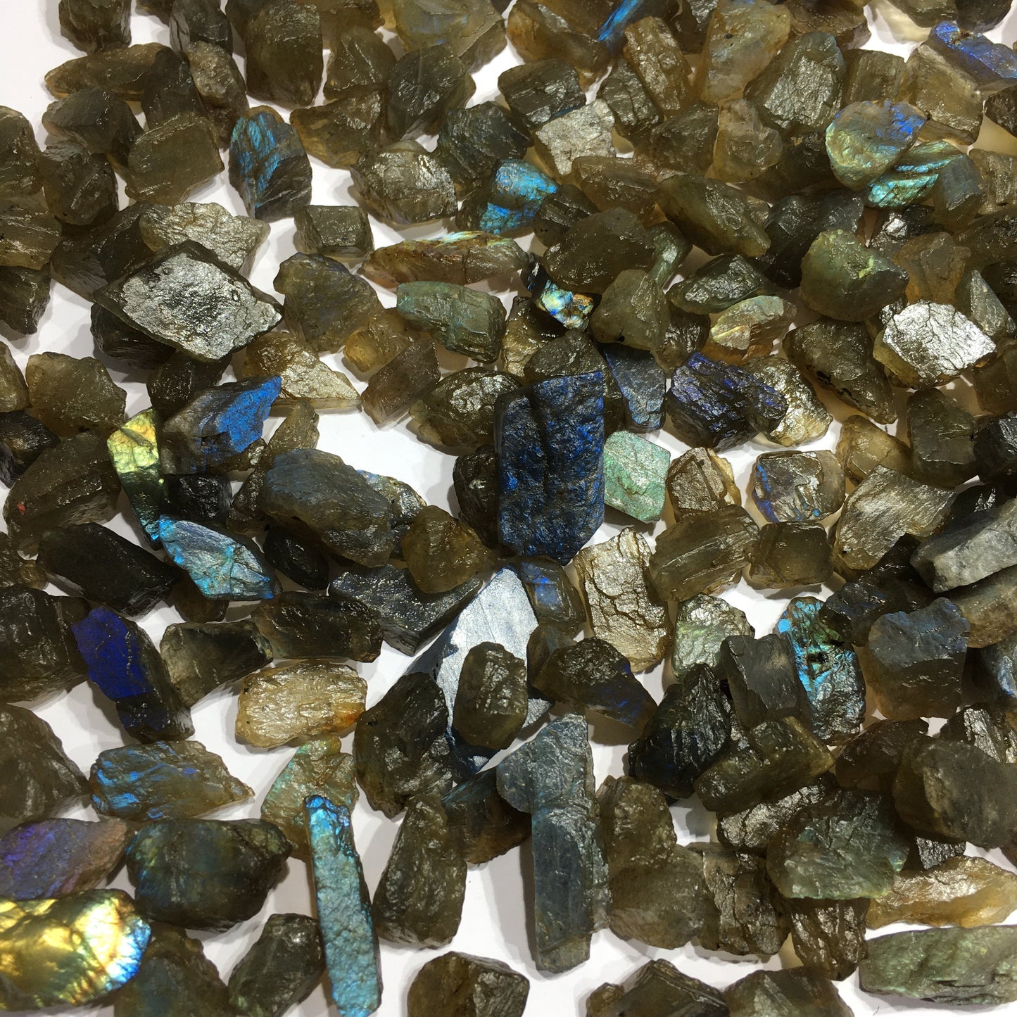 Natural Labradorite Rough (Natural)