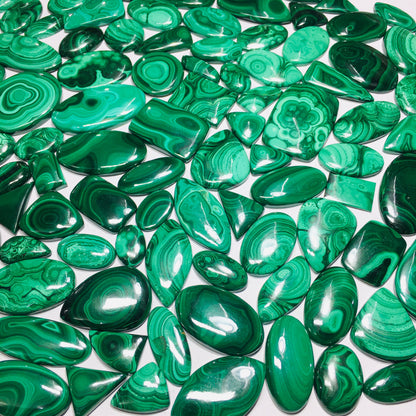 Natural Malachite Cabochon (Natural)